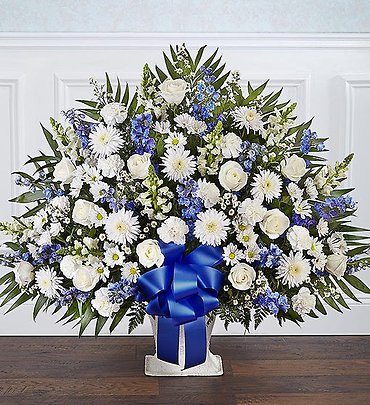 Heartfelt Blue &#038; White Sympathy Basket