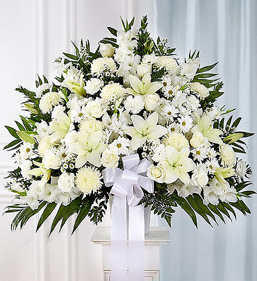 Classic Tribute Basket in White